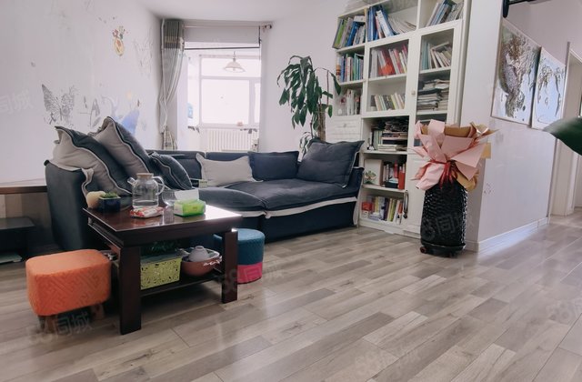 悦园高层3室1厅53㎡28万二手房图片