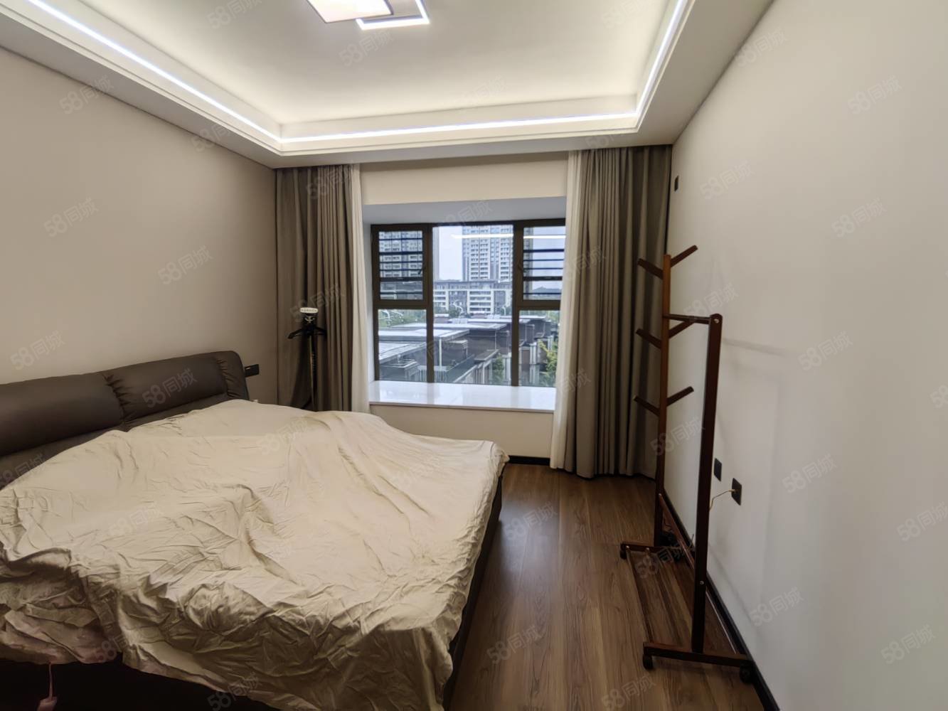 乌蒙水乡3室2厅2卫124㎡南北98.8万