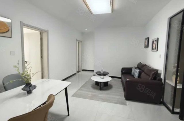 昌润莲城 六中附近 御景王宅 三室一厅 精装修