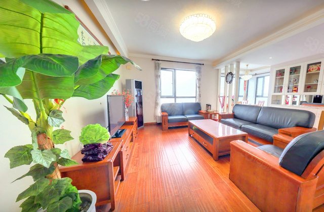 英郡(一期)3室2厅128㎡269万二手房图片