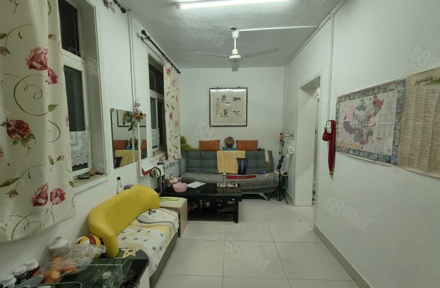 文轩聊大家属院步梯三楼 学府花园 羡林苑停车方便