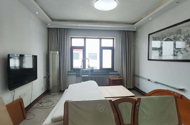 小区环境优美 停三辆车没问题 昌润路 火车站 柳泉花园