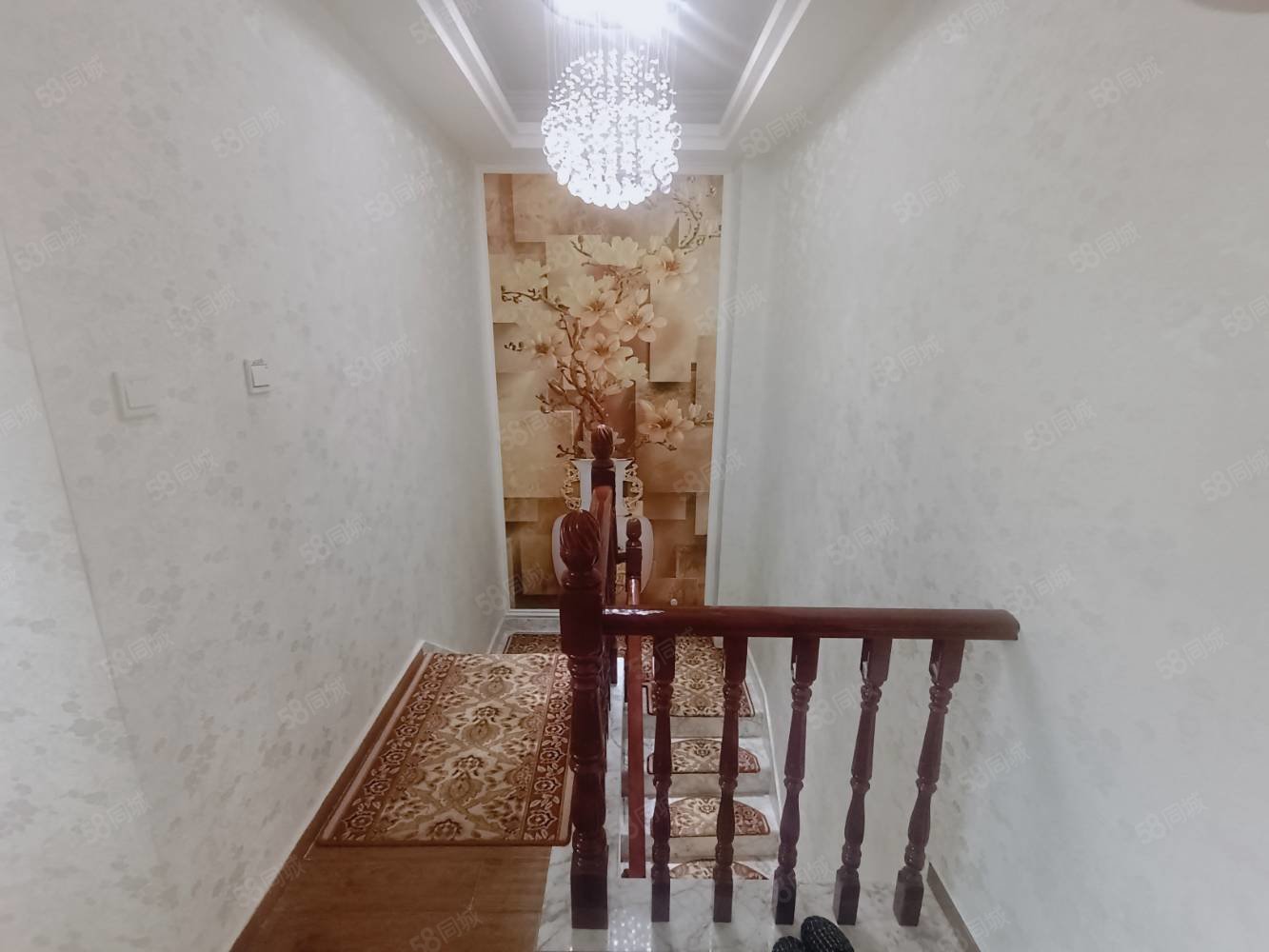 和谐小区3室2厅2卫201㎡南北95万