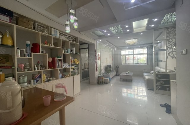 汽车站 万达附近伟业中华苑可按揭房的急售