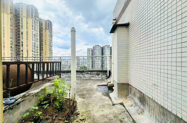 香城名都3室2厅94.21㎡62.8万二手房图片