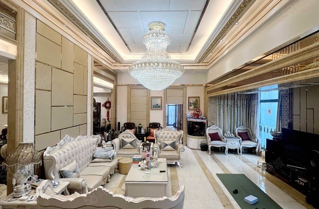 逸翠湾4室3厅289.46㎡1588万二手房图片