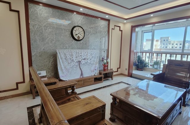 恒基御苑3室2厅136㎡116万二手房图片