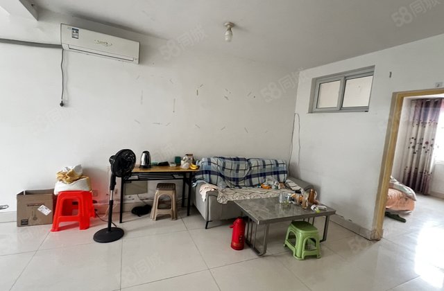 嘉明水岸新城南北通透 商品房拎包入住 好楼层采光好 交通便捷