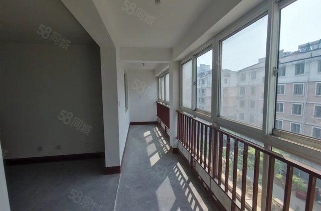 6分21世纪不动产满二唯一急急急,房子前排无遮挡,独立下水,下楼就是