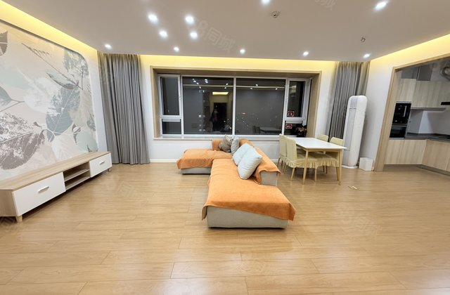 昌润莲城！东昌壹号院！边户！带车储！送全屋家具家电！价格可谈