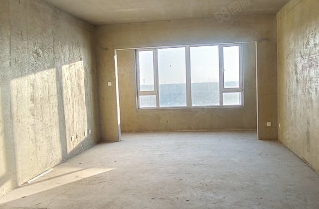 白城碧桂园4室2厅177㎡64.8万二手房图片