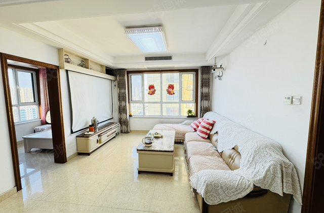 大润发 中央丽都 95万 东边户 可按揭 免大税 公园 急售