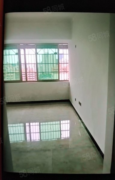 嵩阳大厦1室1厅1卫33㎡东南33万