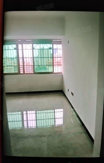 嵩阳大厦1室1厅1卫33㎡东南33万