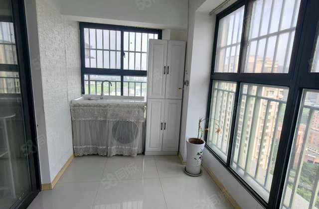 绿地世纪城(二期)2室2厅97㎡82万二手房图片