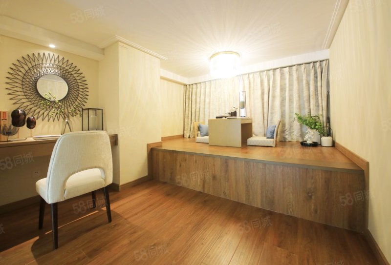 准现房 loft精装公寓 融创红岛湾 民水电 暖气 m8地铁