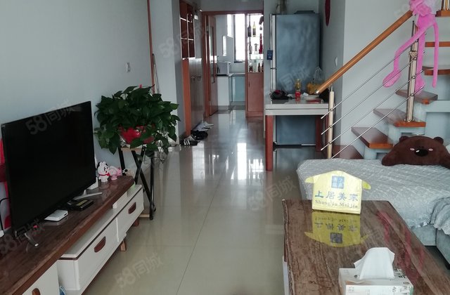 丽景佳苑二期精装顶带阁 家具家电齐全 产权清晰 正常