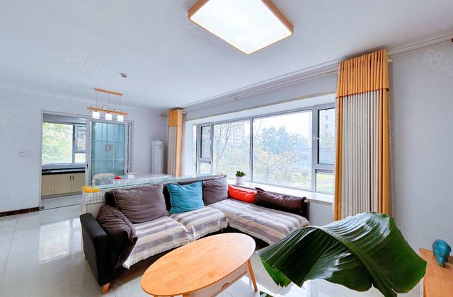 昌润莲城精装修带家具家电，145平116.8万