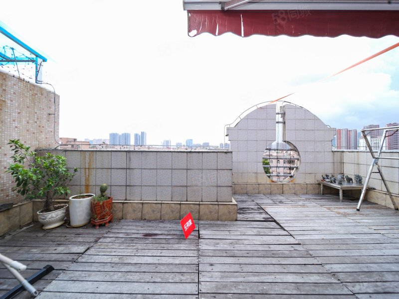 必看房源,复式2层带大露台,高性价比,丽湖花园二期