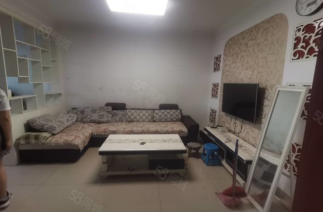 急售 七中对过 馨苑小区 电梯房 精装三室 免大税