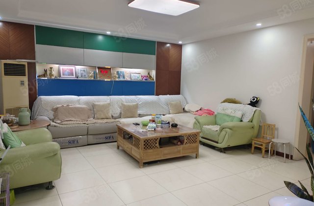 园丁小区4室2厅161㎡226万二手房图片