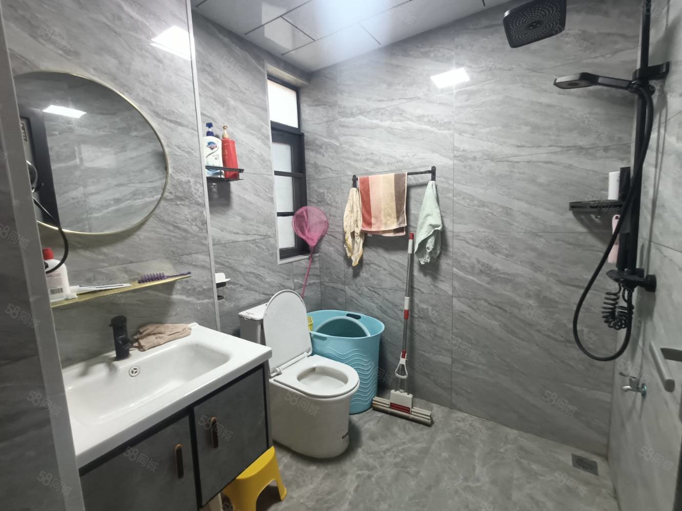 东投中央城3室2厅2卫127㎡南北99.5万