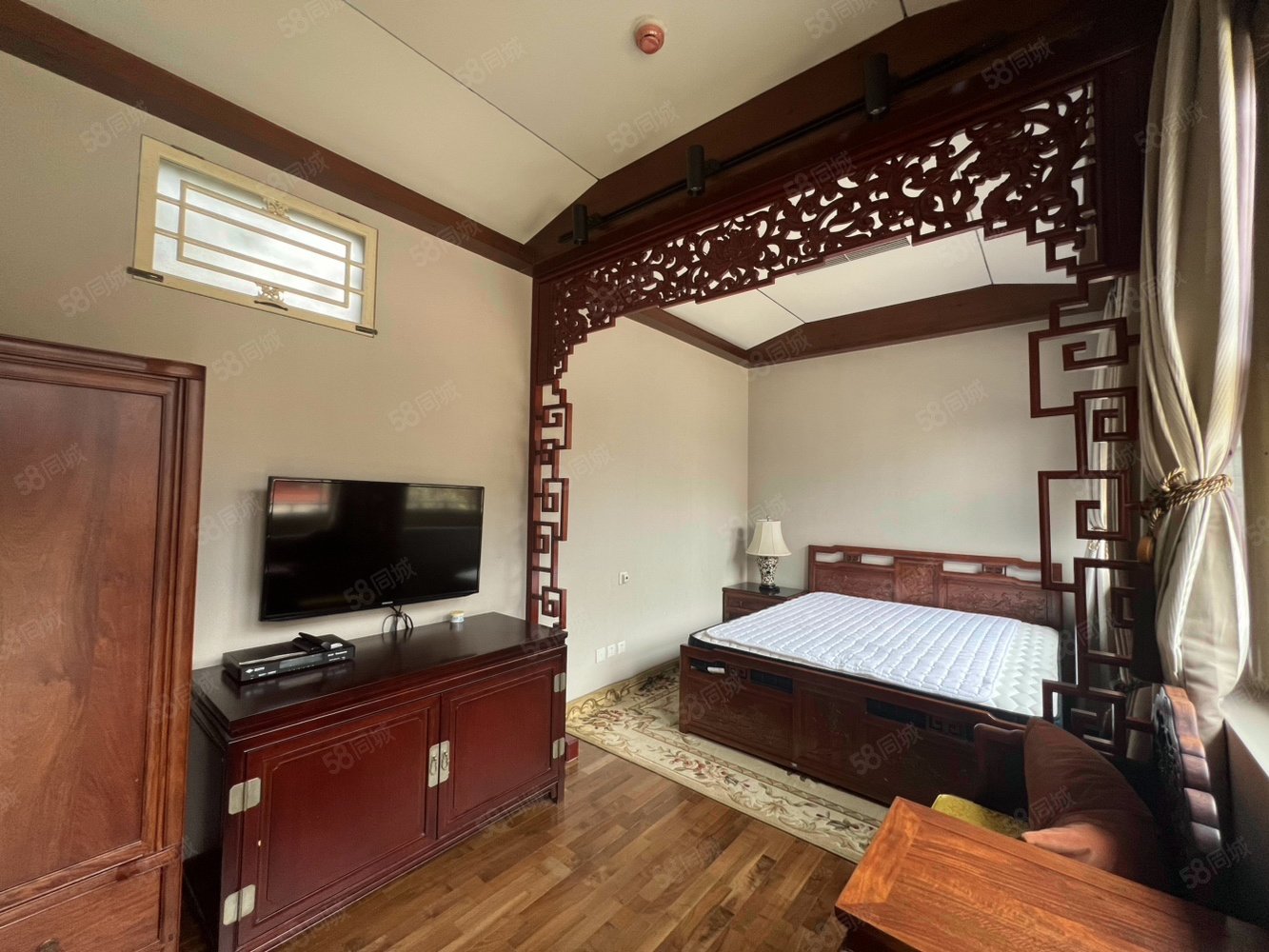 三眼井胡同小區(qū)3室5廳5衛(wèi)683㎡南北16000萬