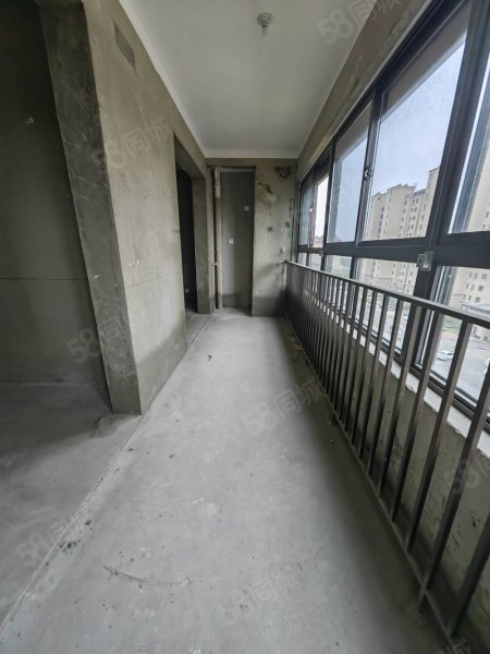 【10图】大闸下,明发 ,毛坯三室,双阳台,明发首府-泗阳58同城