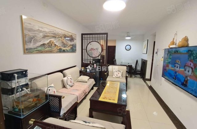 高新区，华建一街区，  楼层，正规三室，精装修，看房方便