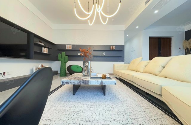 交大靓典3室2厅81㎡75万二手房图片