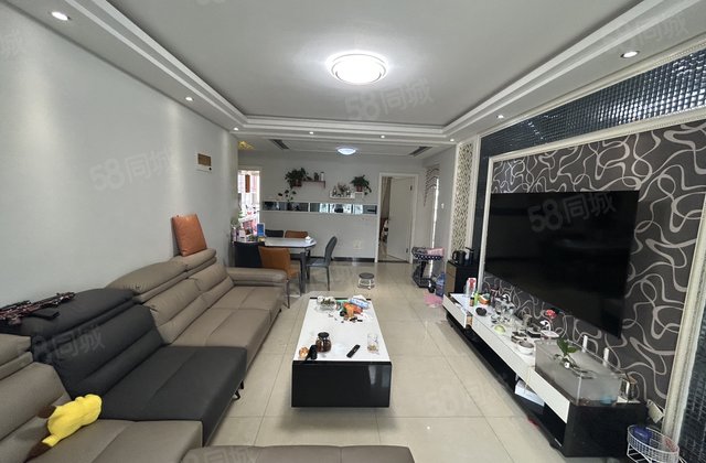 新东方龙湾在水一方 南北通透 楼龄新 高楼层采光充足