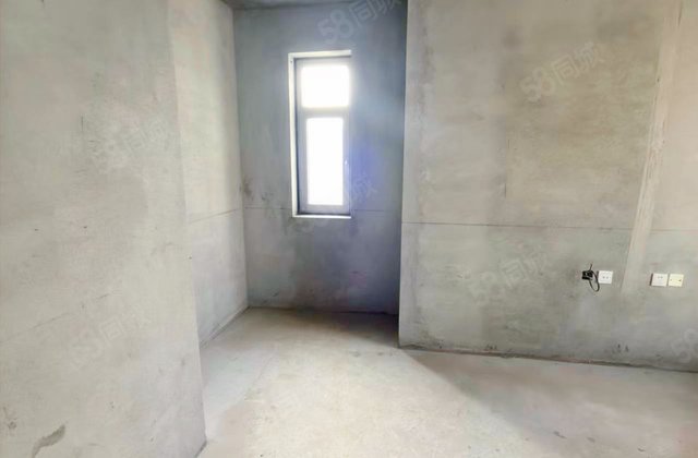 国信南山森林海1室1厅80.79㎡66万二手房图片