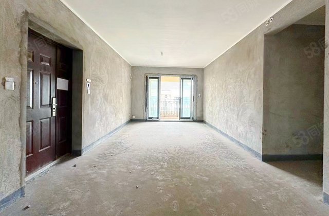 融创春晖十里雍璟府4室2厅127.2㎡90.8万二手房图片