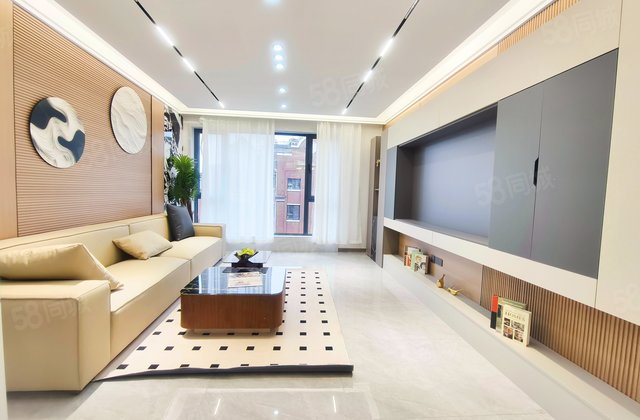 荷兰小镇2室2厅88.05㎡30.6万二手房图片