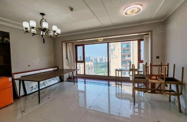 急售!有证可按揭55万128平西边户!看房方便