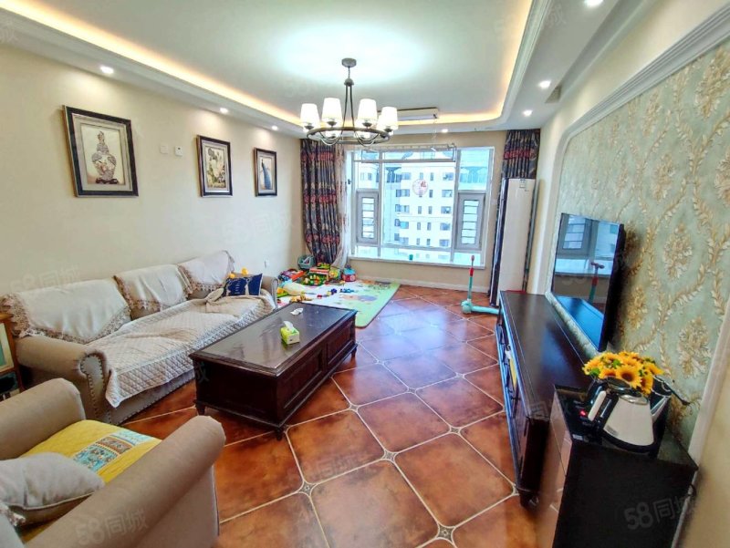 6800一平 婚装房 锦州乐 26楼 视野采光好,东湖丽景-锦州58同城