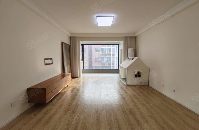 中通时代豪园二期~市医院旁~婚房~三室~双卫~免大税！