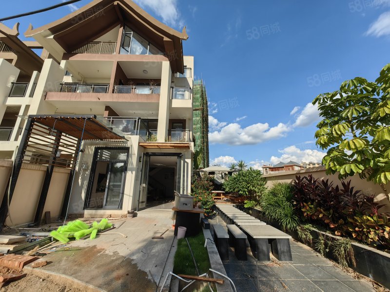 依山傍水湖景别墅准现房电梯入户可做民宿