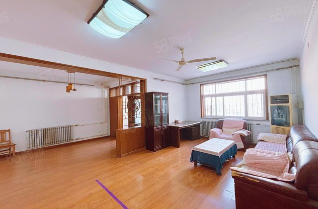 市医院 湖边 鼎舜花园 三室朝阳 多层一楼带车库 随时看房