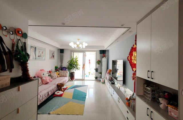 翡翠城 精装 三室两厅两卫 干净整洁 好户型 送储