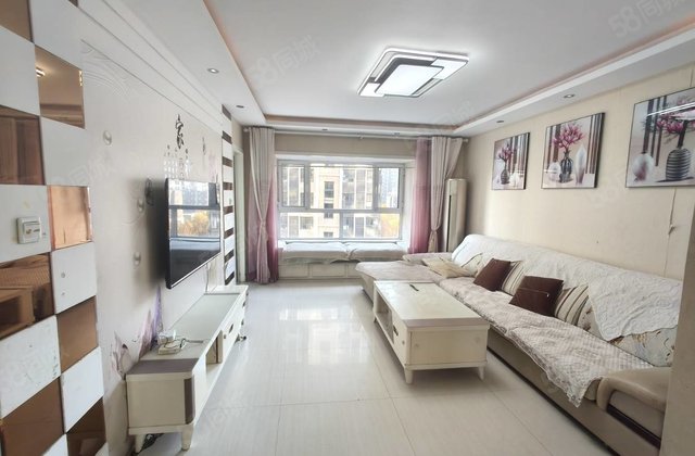 光明 阿卡带车位急售三室 好房  60多万