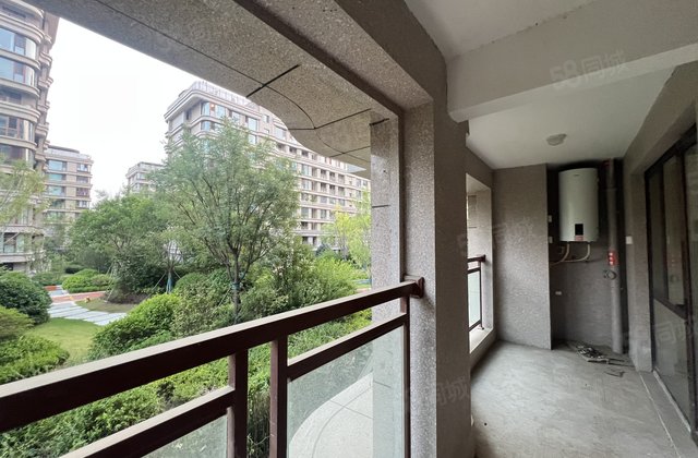 瑞马大都会3室2厅126㎡97万二手房图片