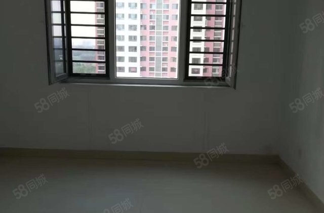 急急售深圳路  先锋翡翠湾边户带储藏室可按揭