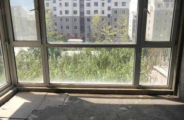 清华园富贵园2室2厅1卫88㎡南低层(共6层)2017年建造东上雅郡华府荣成