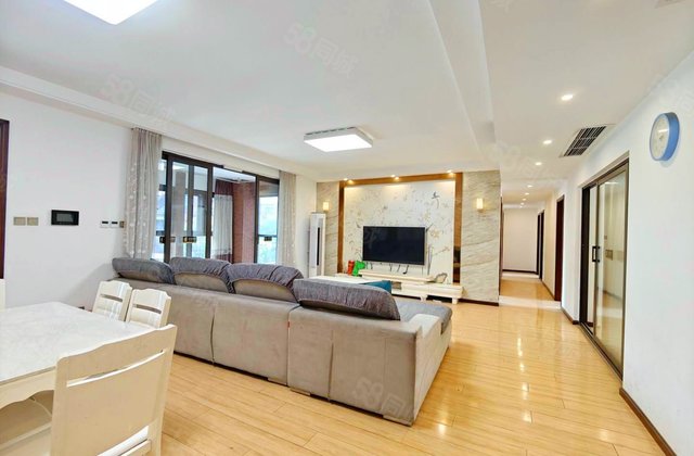 中粮祥云国际社区1期4室2厅213.21㎡520万二手房图片