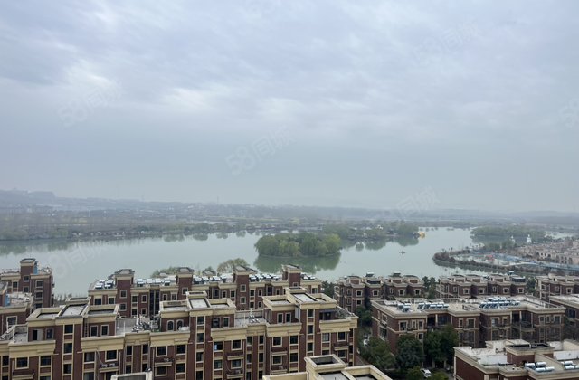 圣海天鹅湖畔3室2厅107.03㎡29.8万二手房图片