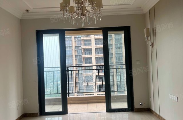 恒大郦湖城3室2厅95.53㎡45万二手房图片