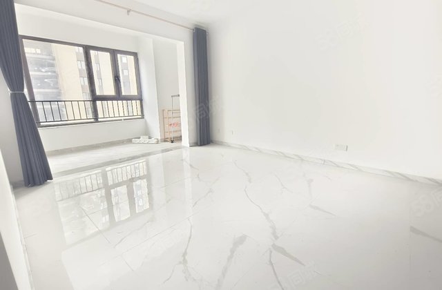 免大税 次新房 开发区星光清水湾 碧桂园国岳府 三室双卫