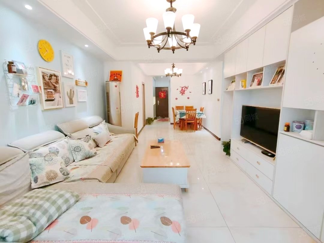 卧龙城3室2厅1卫89㎡南北39.8万