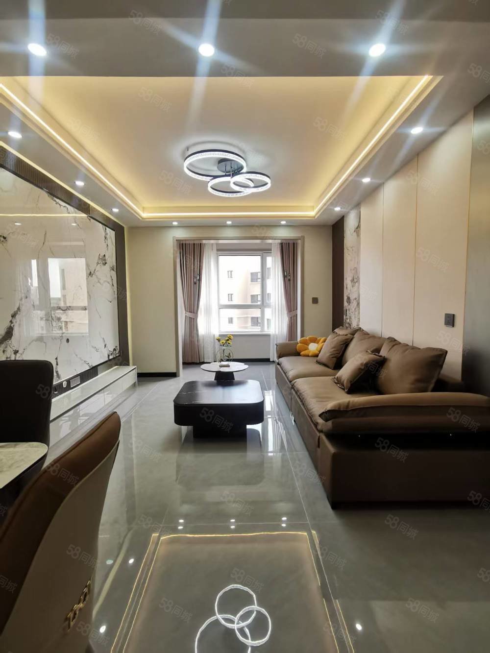 青湖铭城2室2厅1卫90.2㎡南北37.8万